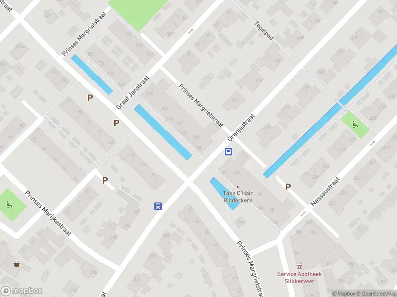 Ambulance met grote spoed naar de Prinses Margrietstraat in Ridderkerk