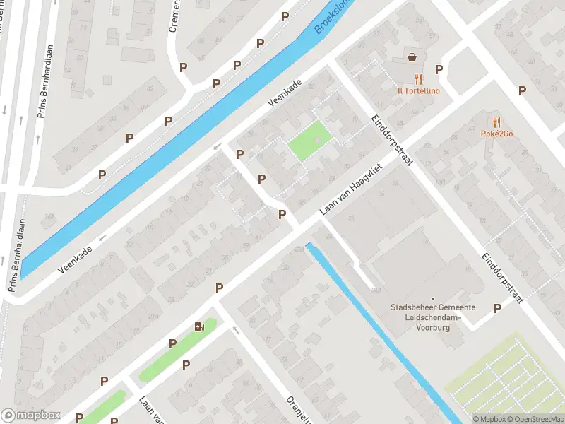 Ambulance met grote spoed naar de Vossenburchstraat in Voorburg