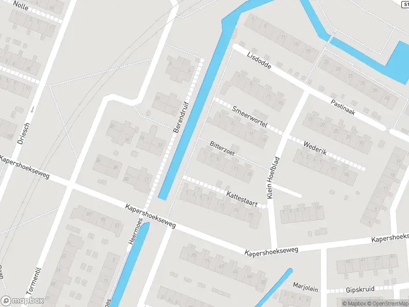 Ambulance met gepaste spoed naar de Bitterzoet in Hoogvliet Rotterdam