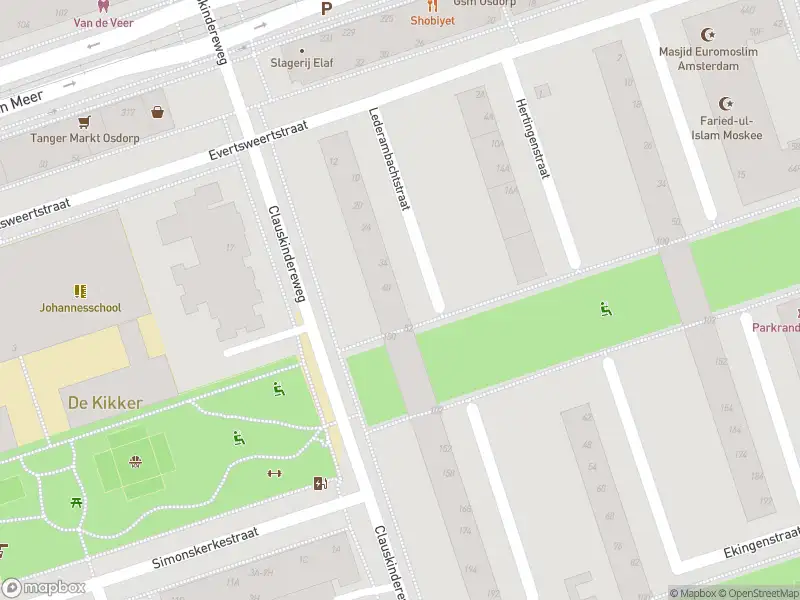 Ambulance met grote spoed naar de Baden Powellweg in Amsterdam