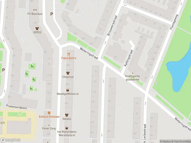 Ambulance met grote spoed naar de Marinus van der Stoepstraat in Rotterdam