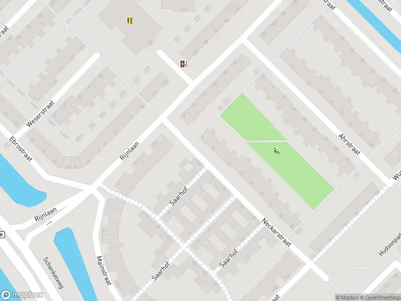 Ambulance met gepaste spoed naar de Neckarstraat in Spijkenisse