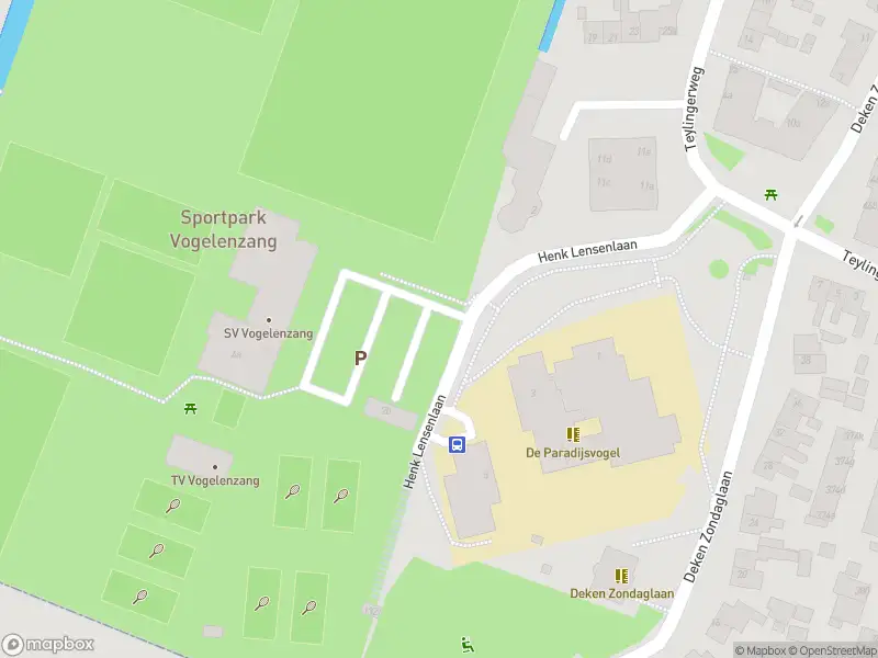 Ambulance met grote spoed naar de Henk Lensenlaan in Vogelenzang