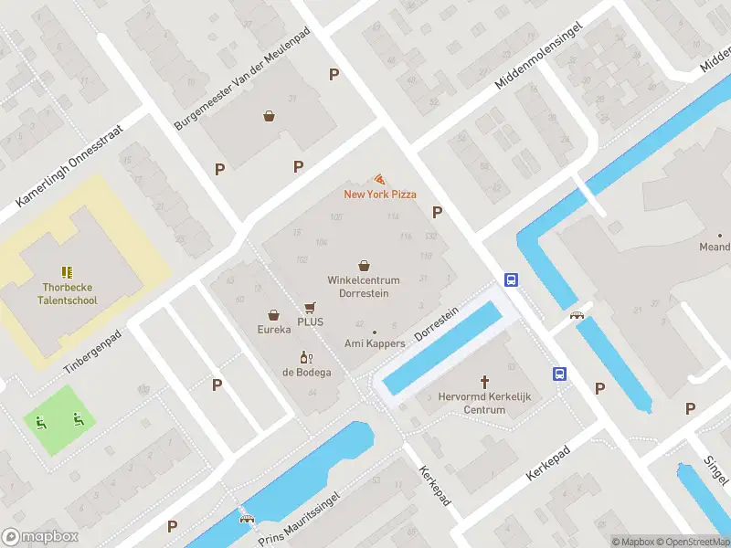 Ambulance met grote spoed naar de Dorrestein in Nieuwerkerk aan den IJssel