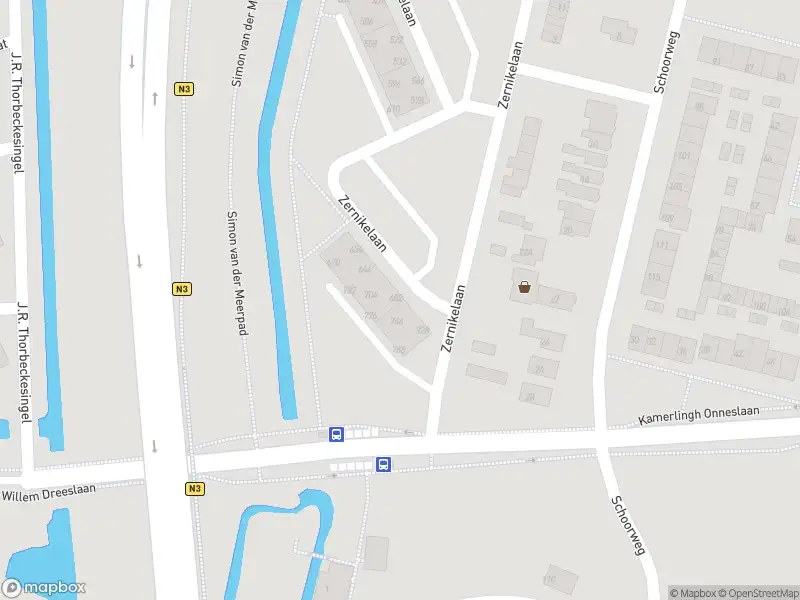 Ambulance met gepaste spoed naar de Zernikelaan in Papendrecht