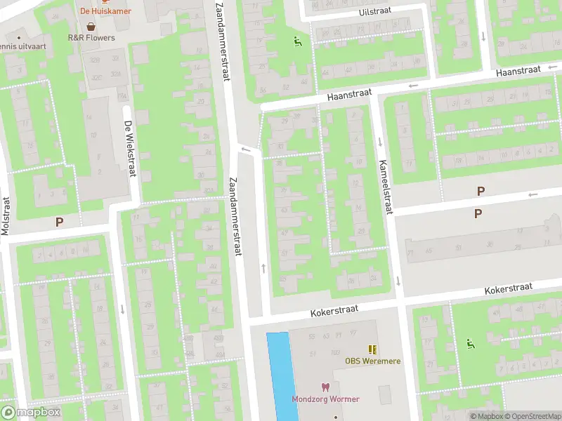 Ambulance met gepaste spoed naar de Schansstraat in Wormer