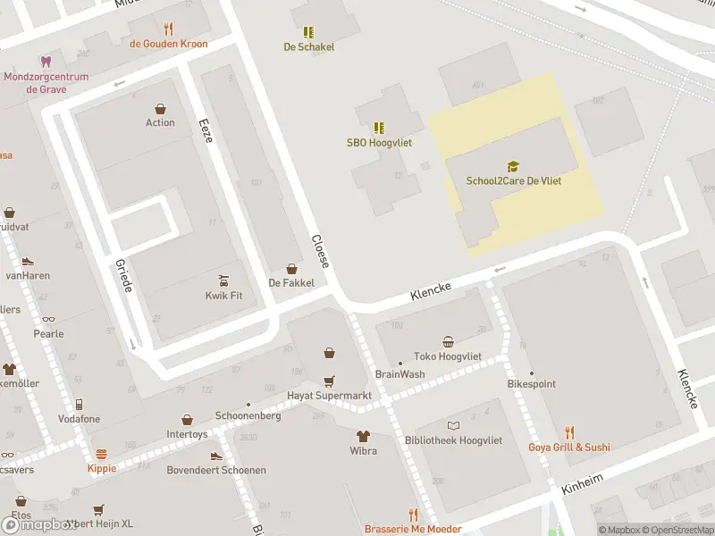 Ambulance met grote spoed naar de Cloese in Hoogvliet Rotterdam