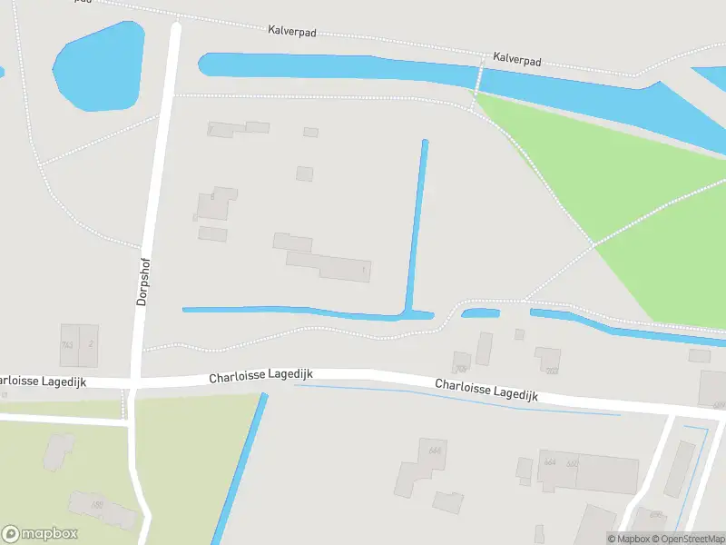 Ambulance met gepaste spoed naar de Dorpshof in Rotterdam