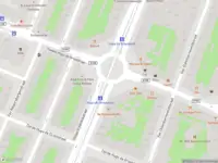 Ambulance met grote spoed naar de Derde Hugo de Grootstraat in Amsterdam