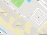 Ambulance met grote spoed naar de Van Doornenplantsoen in Zoetermeer