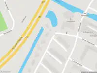 Ambulance met gepaste spoed naar de Gabriël Metsulaan in Alkmaar