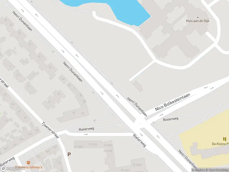 Politie naar de Nico Bolkesteinlaan in Deventer vanwege aanrijding met letsel