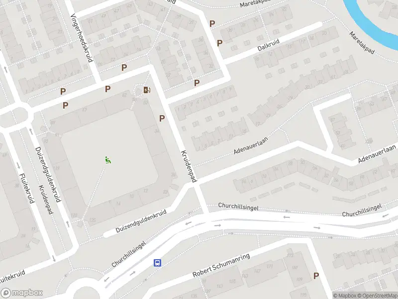 Ambulance met grote spoed naar de Adenauerlaan in Vlaardingen