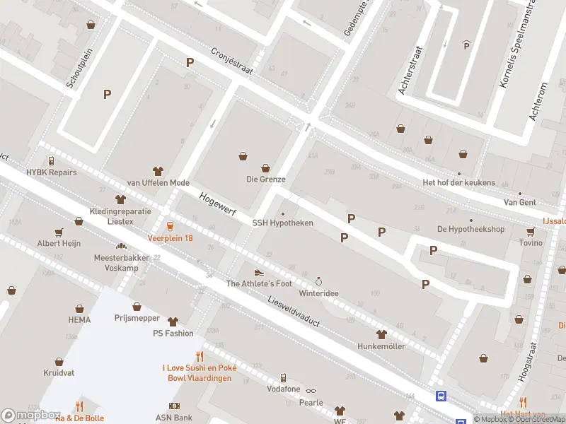 Ambulance met grote spoed naar de Weeshuisplein in Vlaardingen