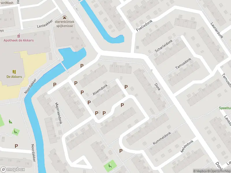 Ambulance met grote spoed naar de Alsemdonk in Spijkenisse