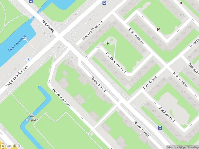 Ambulance met gepaste spoed naar de Maxwellstraat in Amsterdam