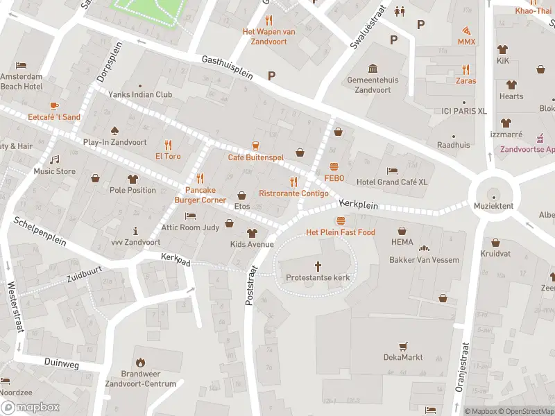 Ambulance met gepaste spoed naar de Kerkplein in Zandvoort