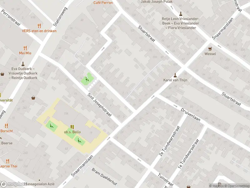 Ambulance met gepaste spoed naar de Eendrachtsstraat in Alkmaar