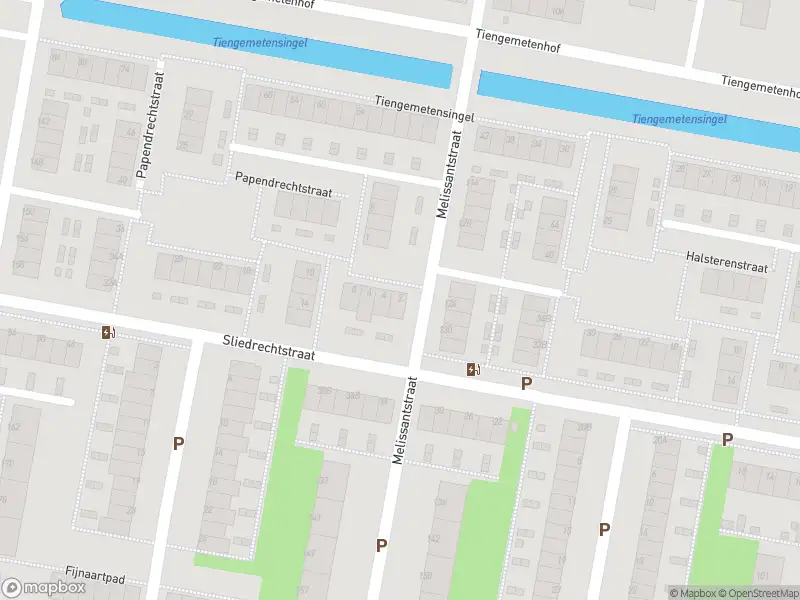 Ambulance met grote spoed naar de Papendrechtstraat in Rotterdam