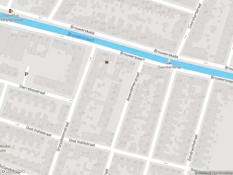 Ambulance met gepaste spoed naar de Oost Indiëstraat in Haarlem