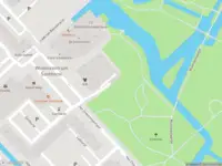 Ambulance met grote spoed naar de Persant Snoepweg in Leiderdorp