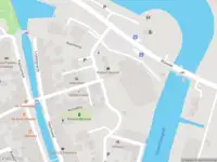 Brandweer met grote spoed naar de Koestraat in Sloten vanwege afgaan automatisch brandalarm