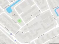 Ambulance met grote spoed naar de Boeroestraat in Delft