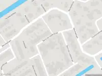 Ambulance met gepaste spoed naar de Baron van Leydenstraat in Hellevoetsluis