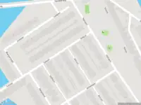 Ambulance met grote spoed naar de Amrum in Zaandam