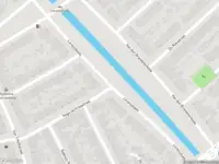 Ambulance met grote spoed naar de Suringarstraat in Leiden