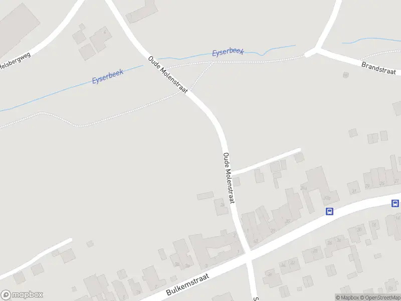 Brandweer met grote spoed naar de Oude Molenstraat in Simpelveld vanwege waarnemen gaslucht