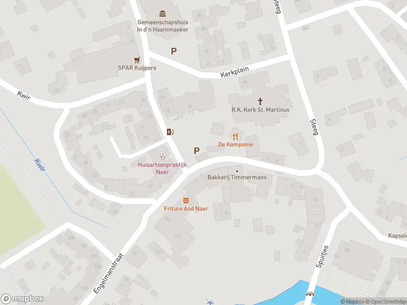 Ambulance naar de Kerkplein in Neer