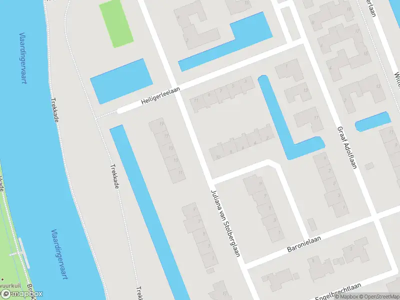 Ambulance met gepaste spoed naar de Juliana van Stolberglaan in Vlaardingen