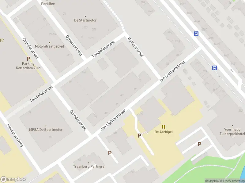 Ambulance naar de Jan Ligthartstraat in Rotterdam