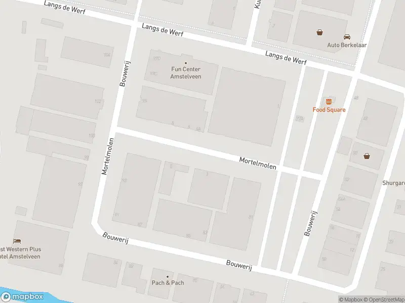 Ambulance met grote spoed naar de Mortelmolen in Amstelveen