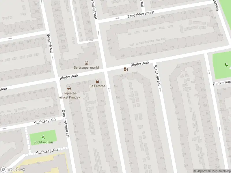 Ambulance met gepaste spoed naar de Westerbeekstraat in Rotterdam