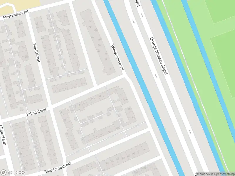 Ambulance met gepaste spoed naar de Wielewaalstraat in Alphen aan den Rijn