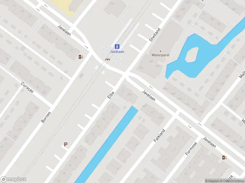 Ambulance met grote spoed naar de Elba in Zoetermeer