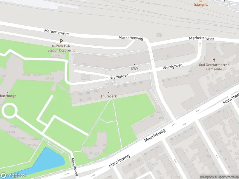 Ambulance met gepaste spoed naar de Mauritsweg in Dordrecht