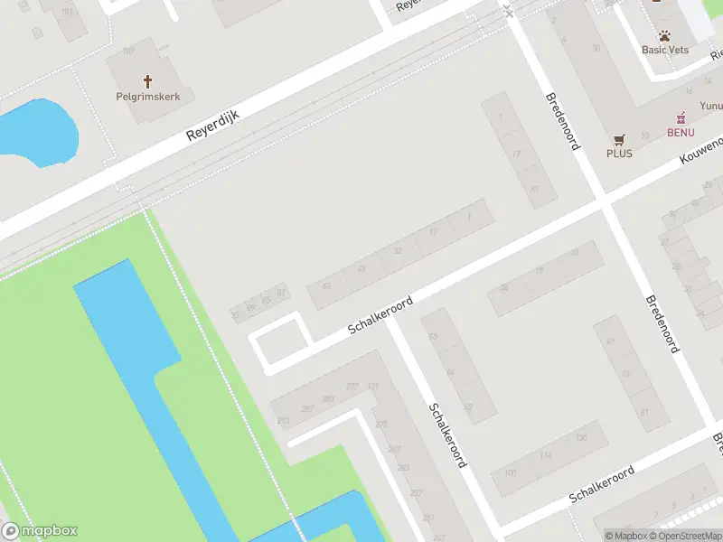 Ambulance met grote spoed naar de Schalkeroord in Rotterdam