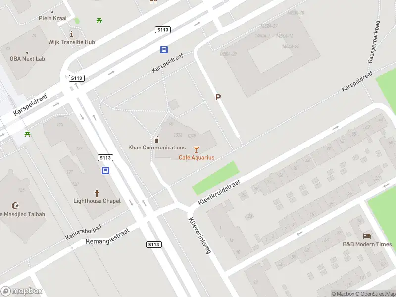 Ambulance met grote spoed naar de Klieverink in Amsterdam