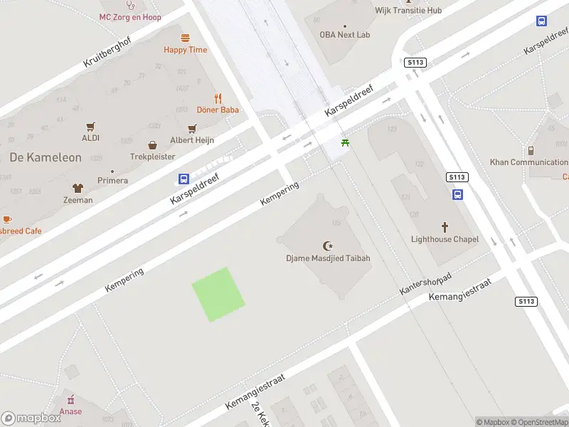 Brandweer met grote spoed naar de Klieverink in Amsterdam vanwege reanimatie