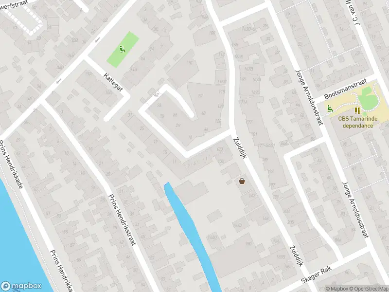 Ambulance met gepaste spoed naar de Grote Belt in Zaandam