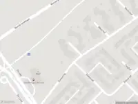 Brandweer met grote spoed naar de Moezelhof in Veghel vanwege voertuigbrand