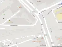 Ambulance met gepaste spoed naar de Molenwaterweg in Rotterdam