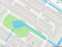 Ambulance met gepaste spoed naar de Iseoplantsoen in Amsterdam