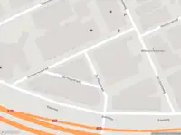 Brandweer met gepaste spoed naar de De Hoopstraat in Schiedam vanwege een buitenbrand