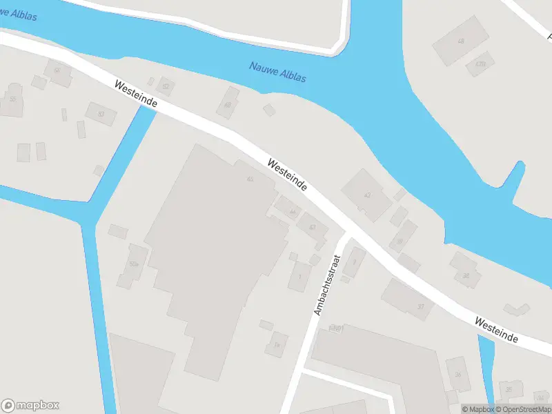 Ambulance met gepaste spoed naar de Westeinde in Oud-Alblas