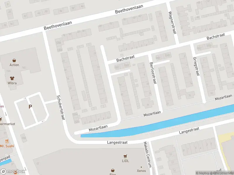 Ambulance met grote spoed naar de Haydnstraat in Schagen