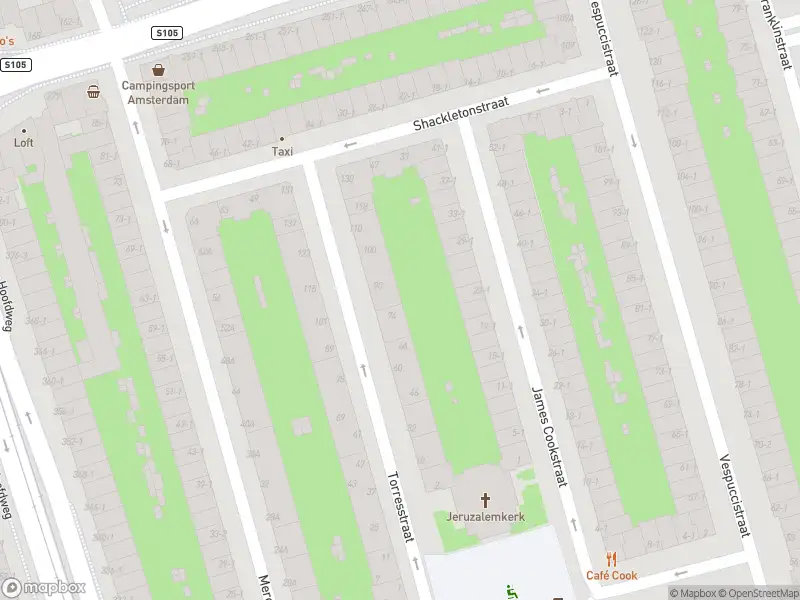 Ambulance met grote spoed naar de Torresstraat in Amsterdam